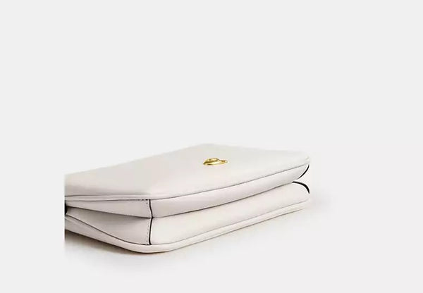 Elegant White Leather Shoulder Bag with Gold Chain Strap for Women