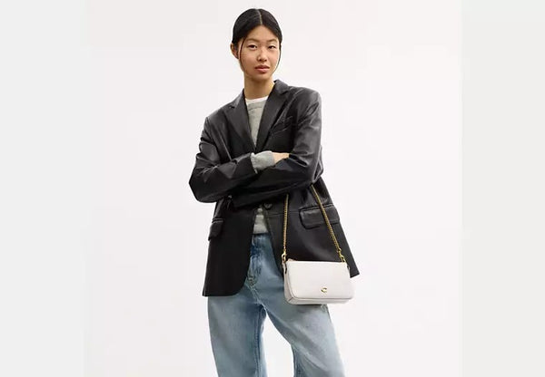 Elegant White Leather Shoulder Bag with Gold Chain Strap for Women