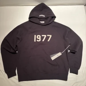 Unisex Essentials 1977 tracksuit in black, UK fashion